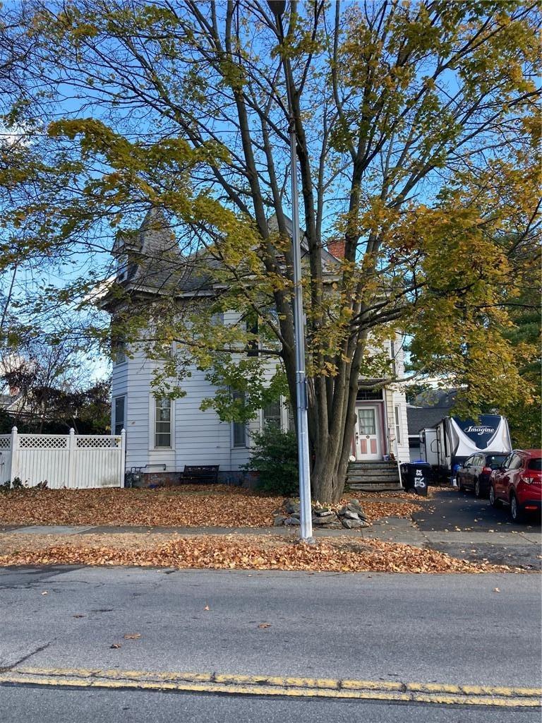 Hooker Ave, Poughkeepsie, NY 12601