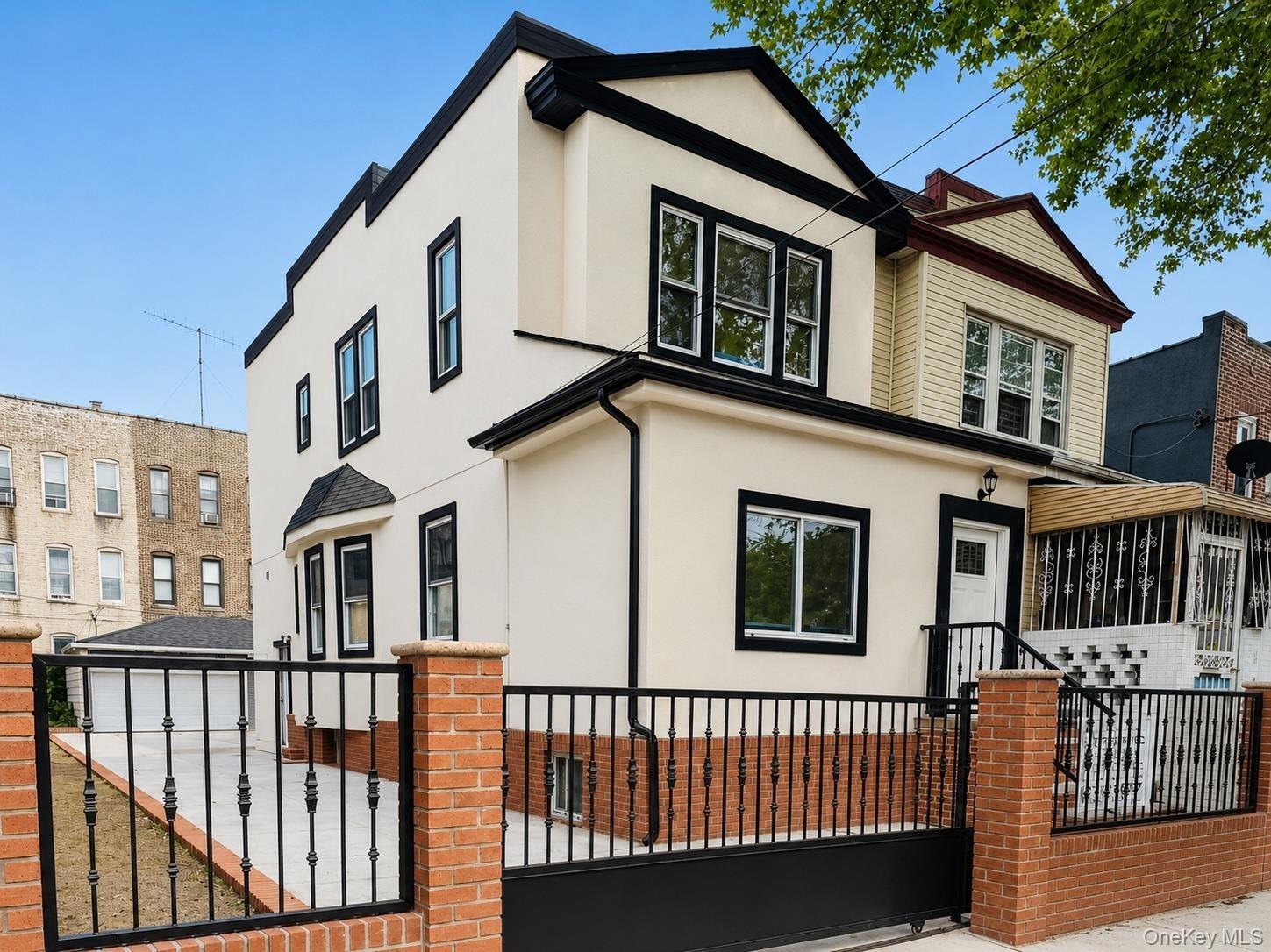 E 39th St, Brooklyn, NY 11203