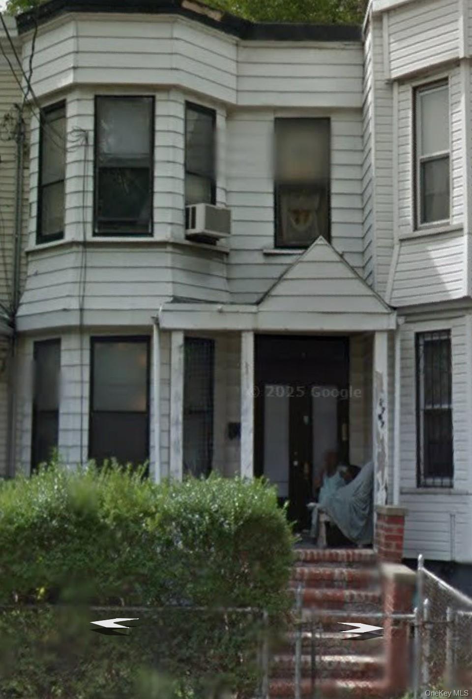 Creston Ave, Bronx, NY 10468