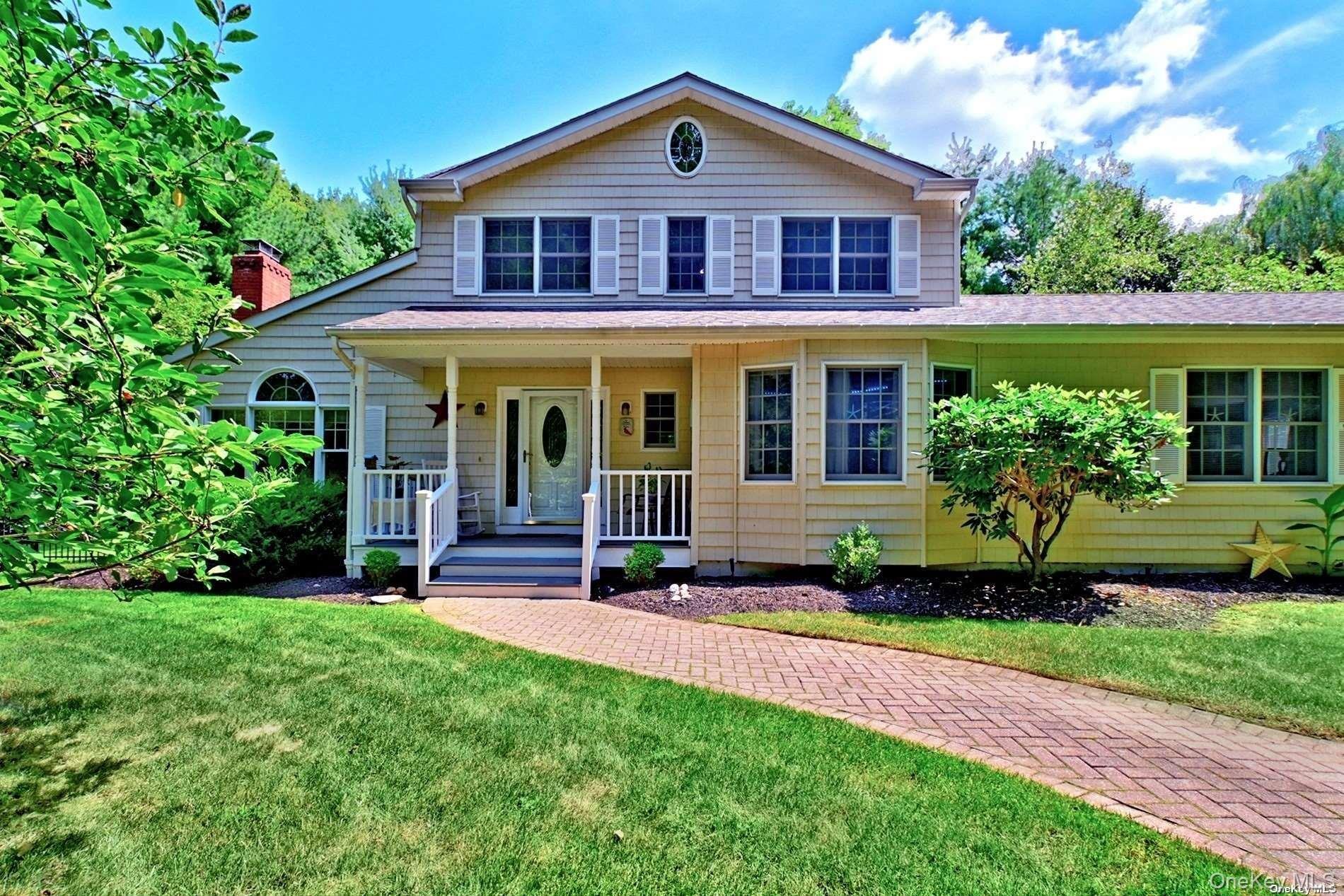 N Woods Dr, Wading River, NY 11792