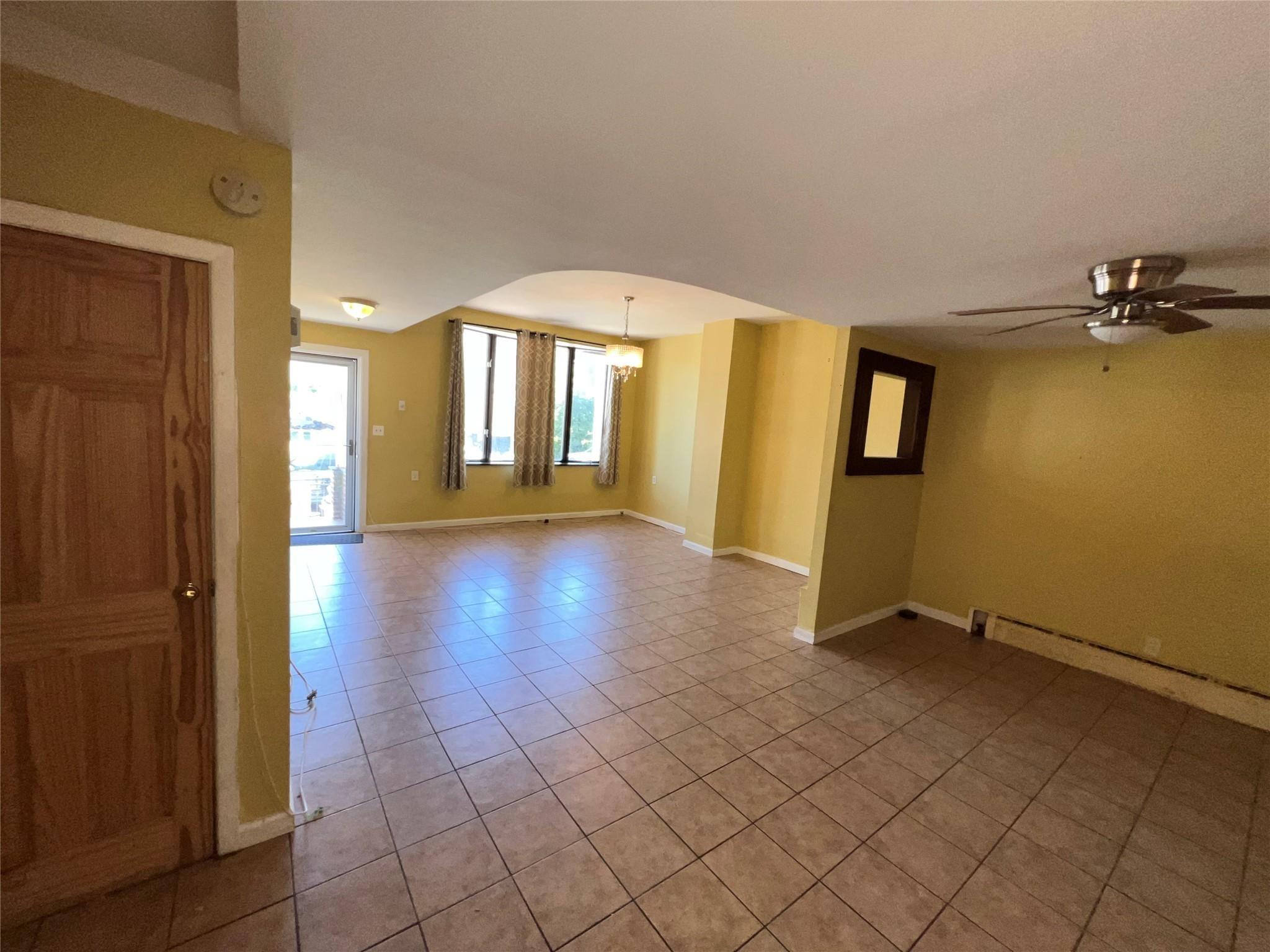 E 96th St, Brooklyn, NY 11236