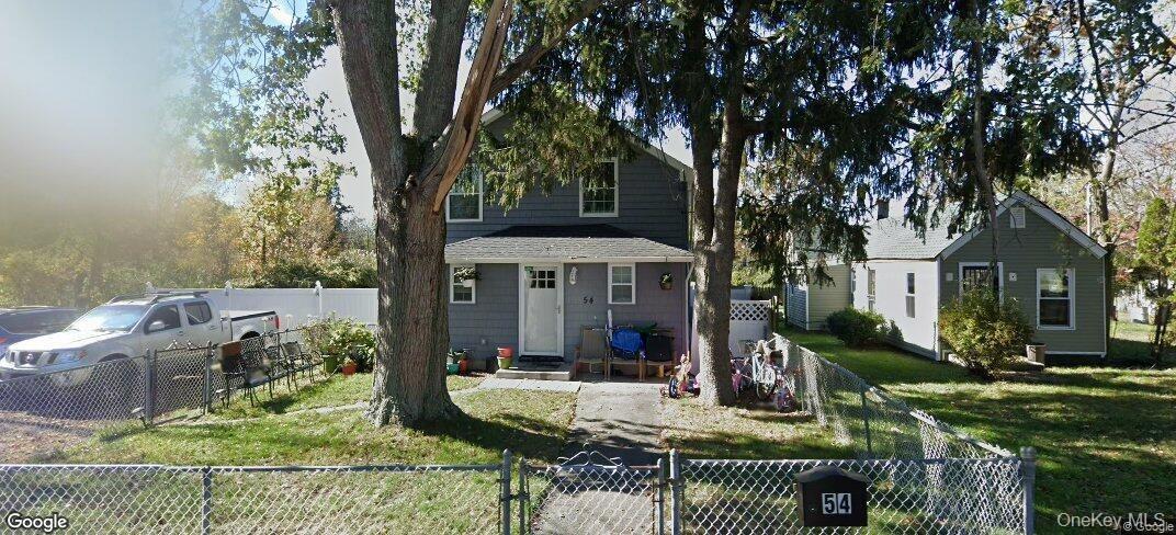 Oneill Ave, Bay Shore, NY 11706
