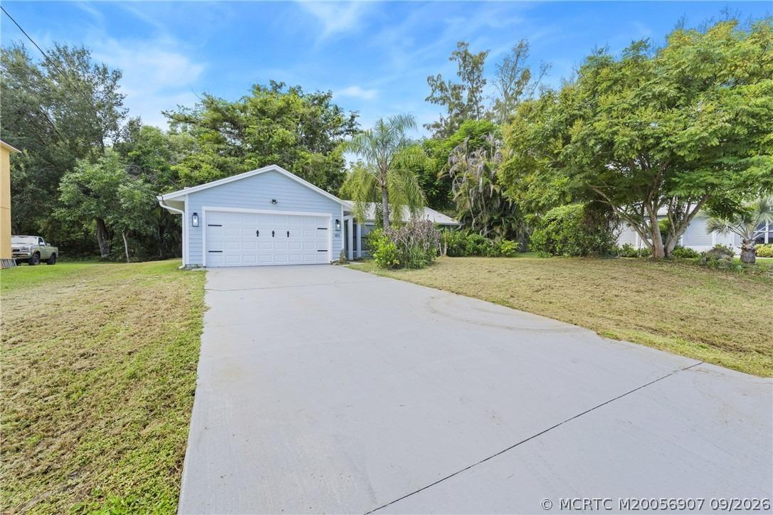 Sw Namoit Pl, Port Saint Lucie, FL 34953