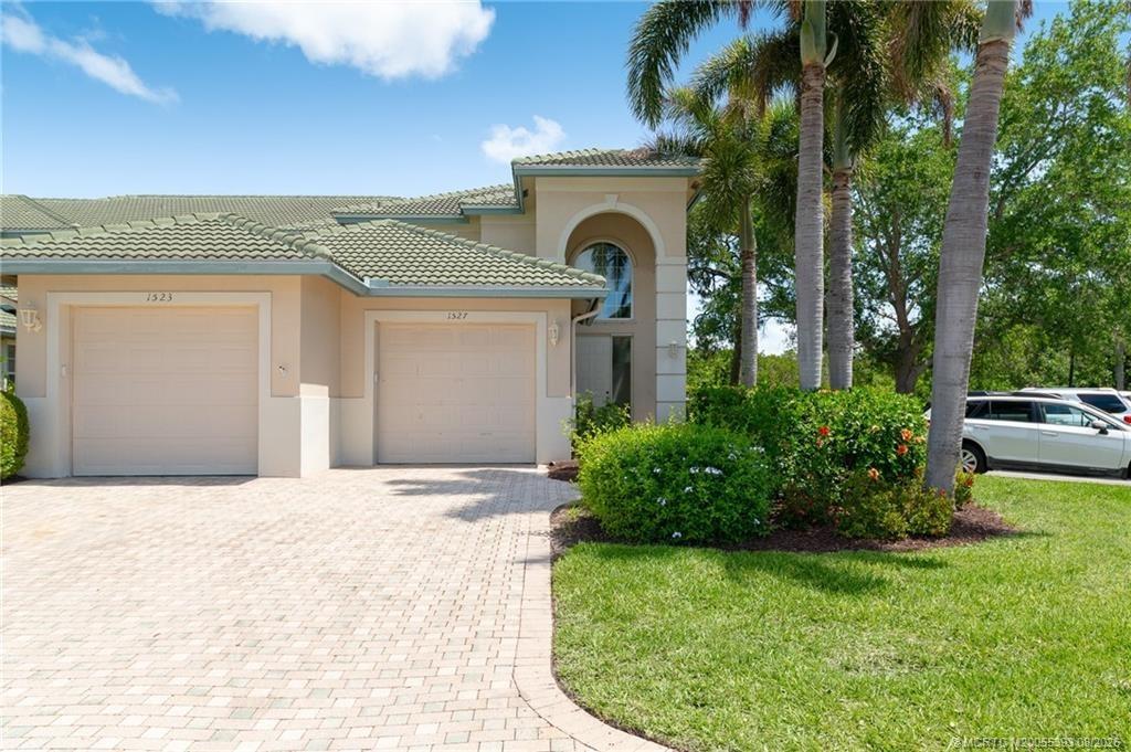 Se Prestwick Ln, Port Saint Lucie, FL 34952