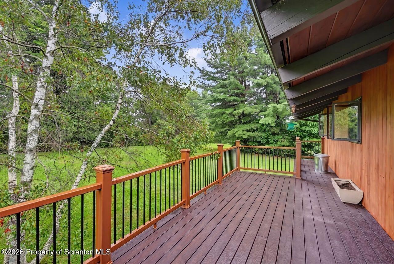 Show Kase Rd, Clifford Township, PA 18421
