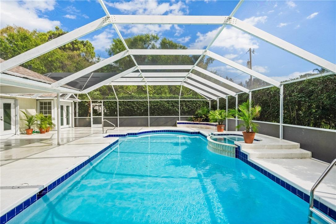 4th Pl, Vero Beach, FL 32968