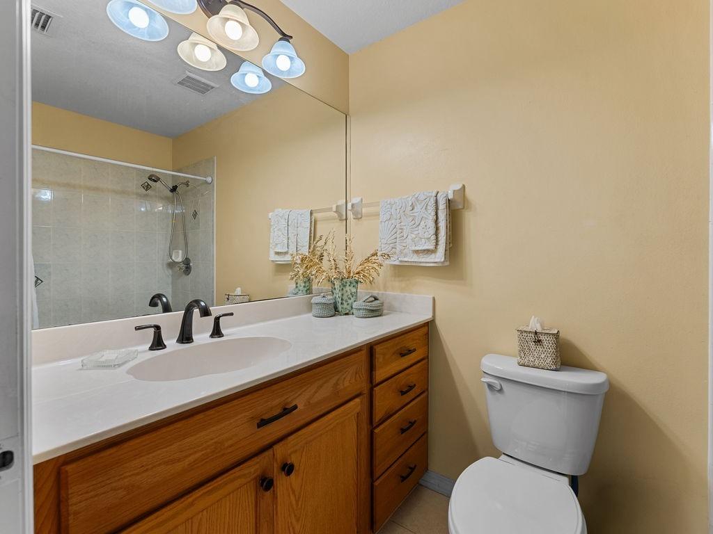 Seahouse St, Sebastian, FL 32958