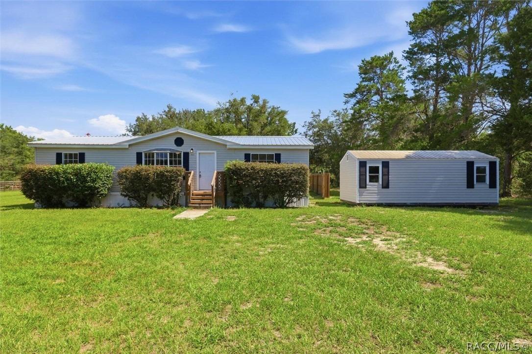 W Moonhaze Ct, Crystal River, FL 34428