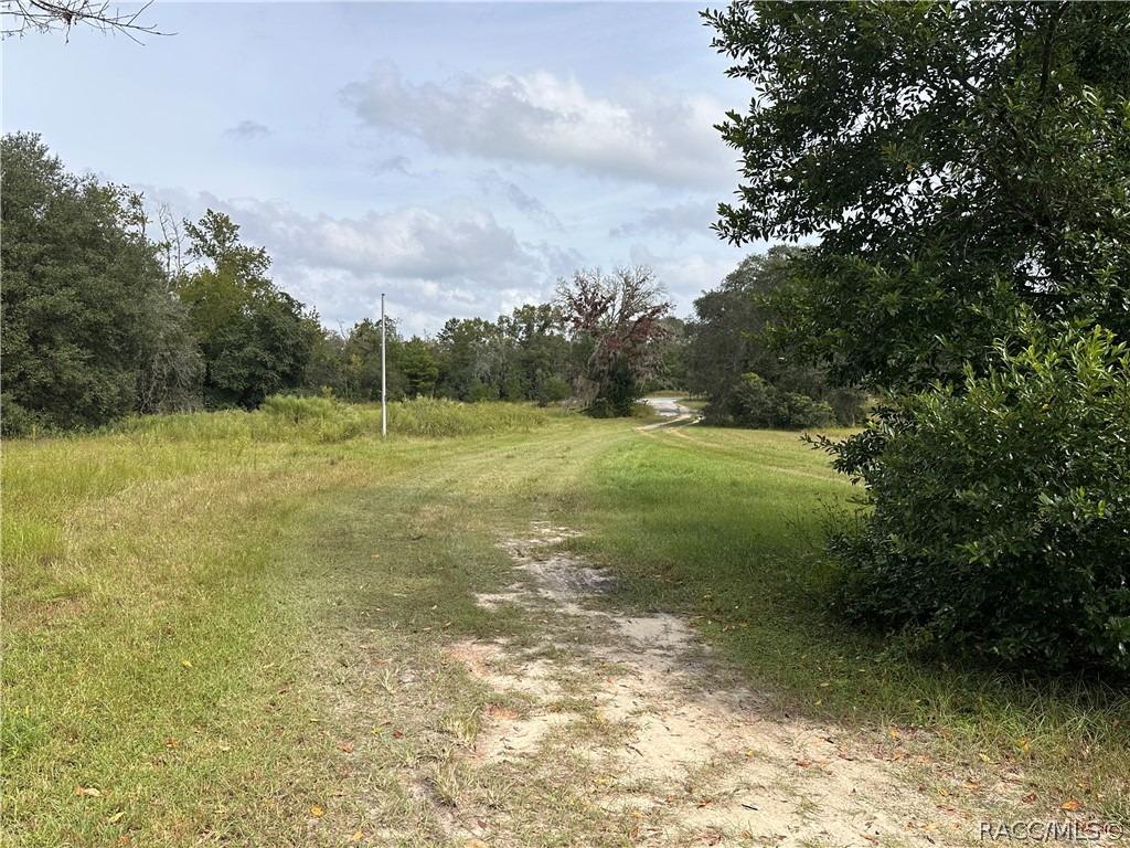 W Oakhill St, Dunnellon, FL 34433