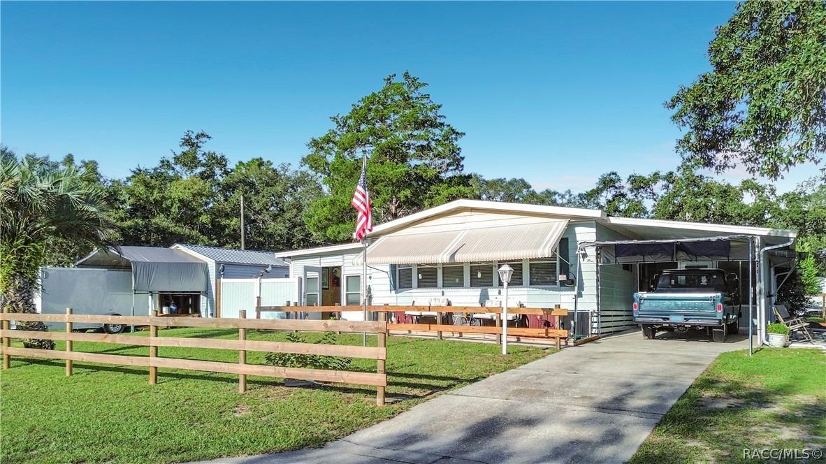 S Spice Wood Ter, Lecanto, FL 34461