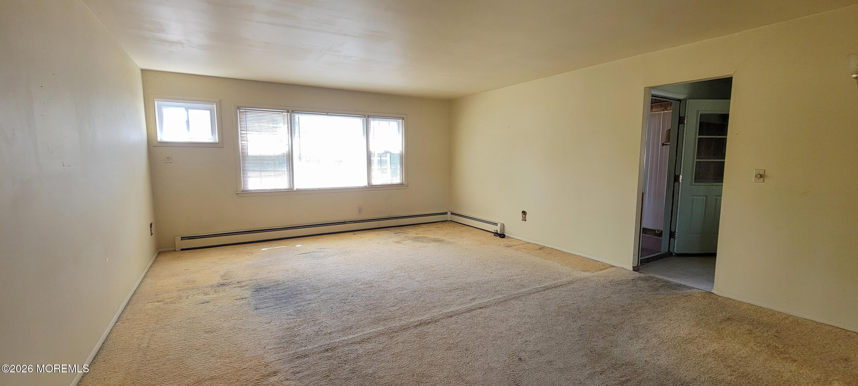 Bennington Dr, Toms River, NJ 08757