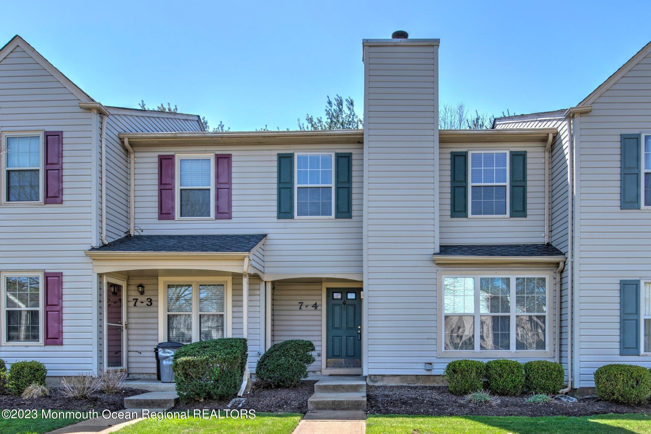 Stuart Dr, Freehold, NJ 07728