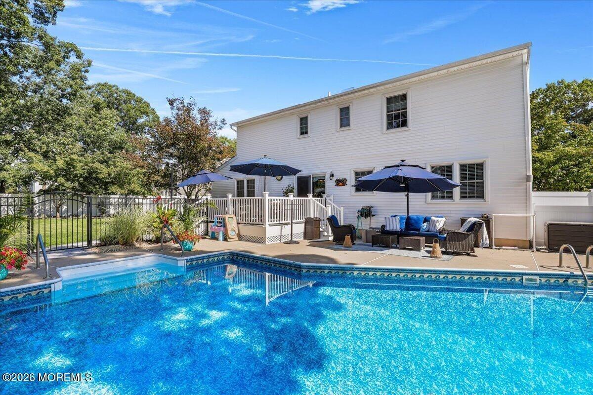Pueblo Ct, Toms River, NJ 08755
