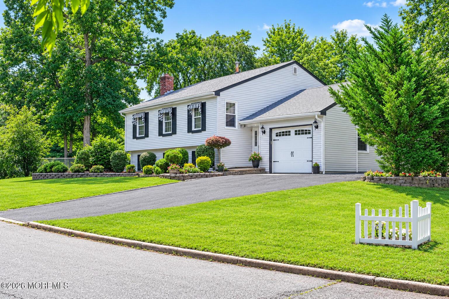 Jodie Rd, Manchester, NJ 08759