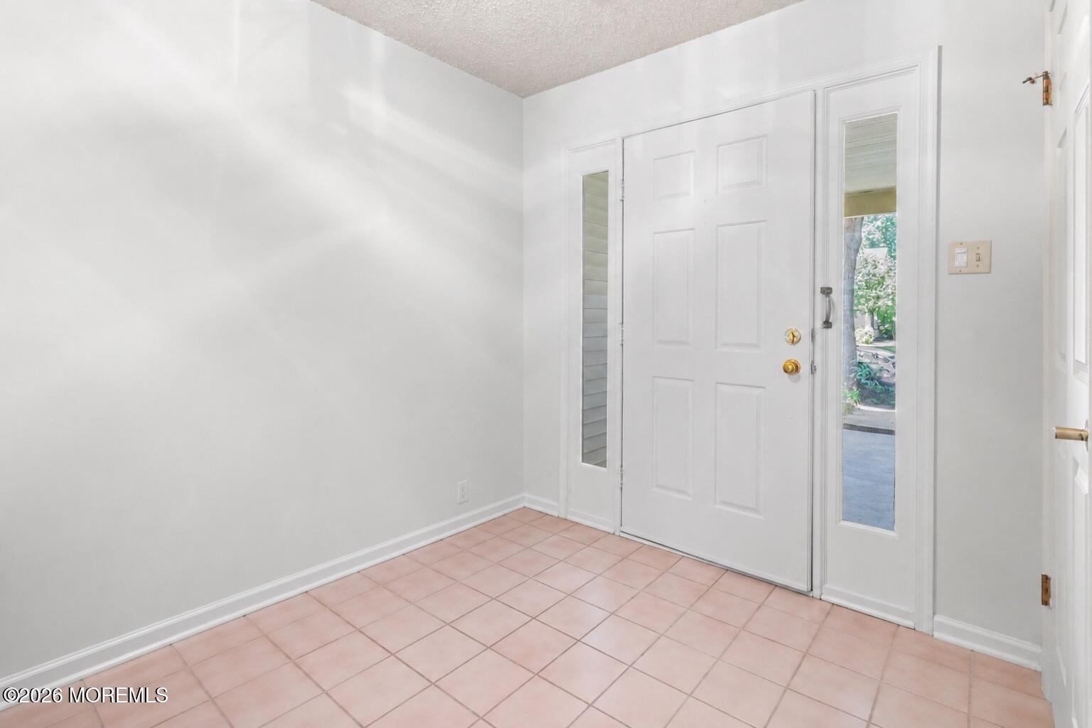 Buttonwood Ave, Toms River, NJ 08755