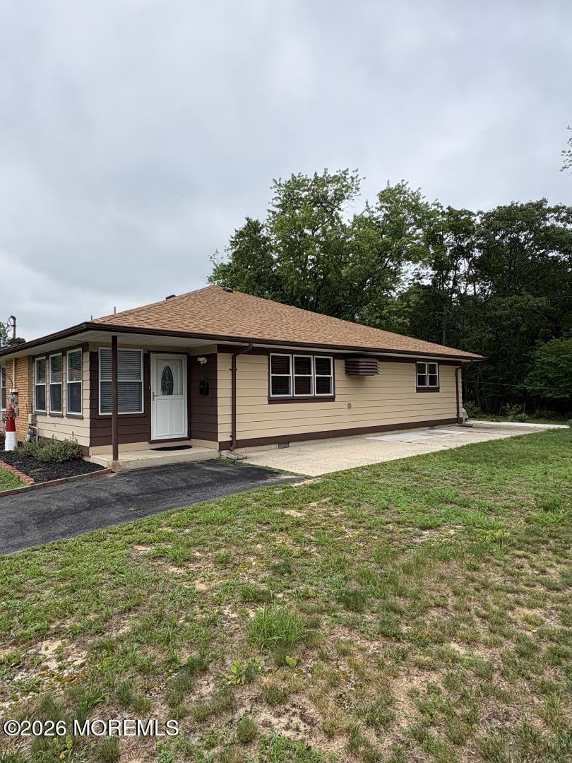 Allaire Dr, Toms River, NJ 08753