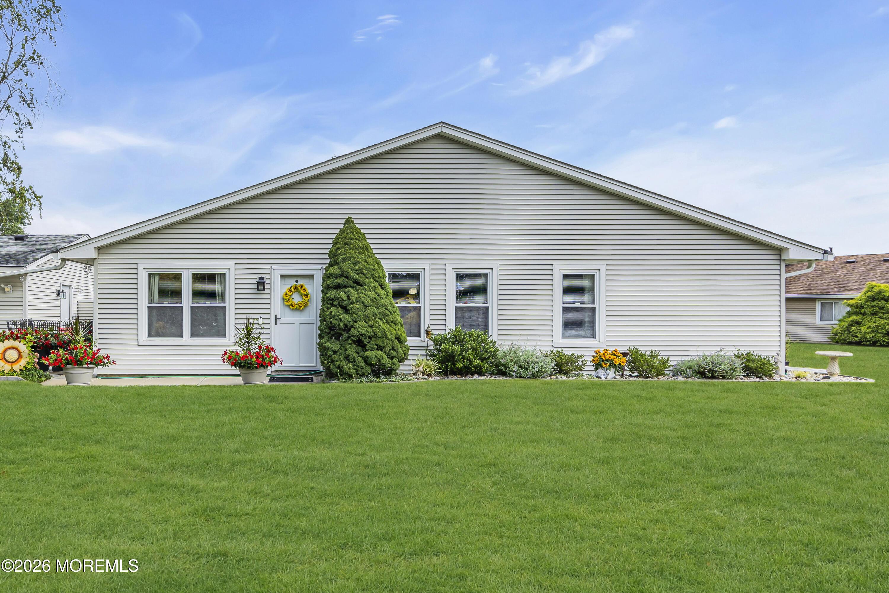 Amy Ct, Brick, NJ 08724