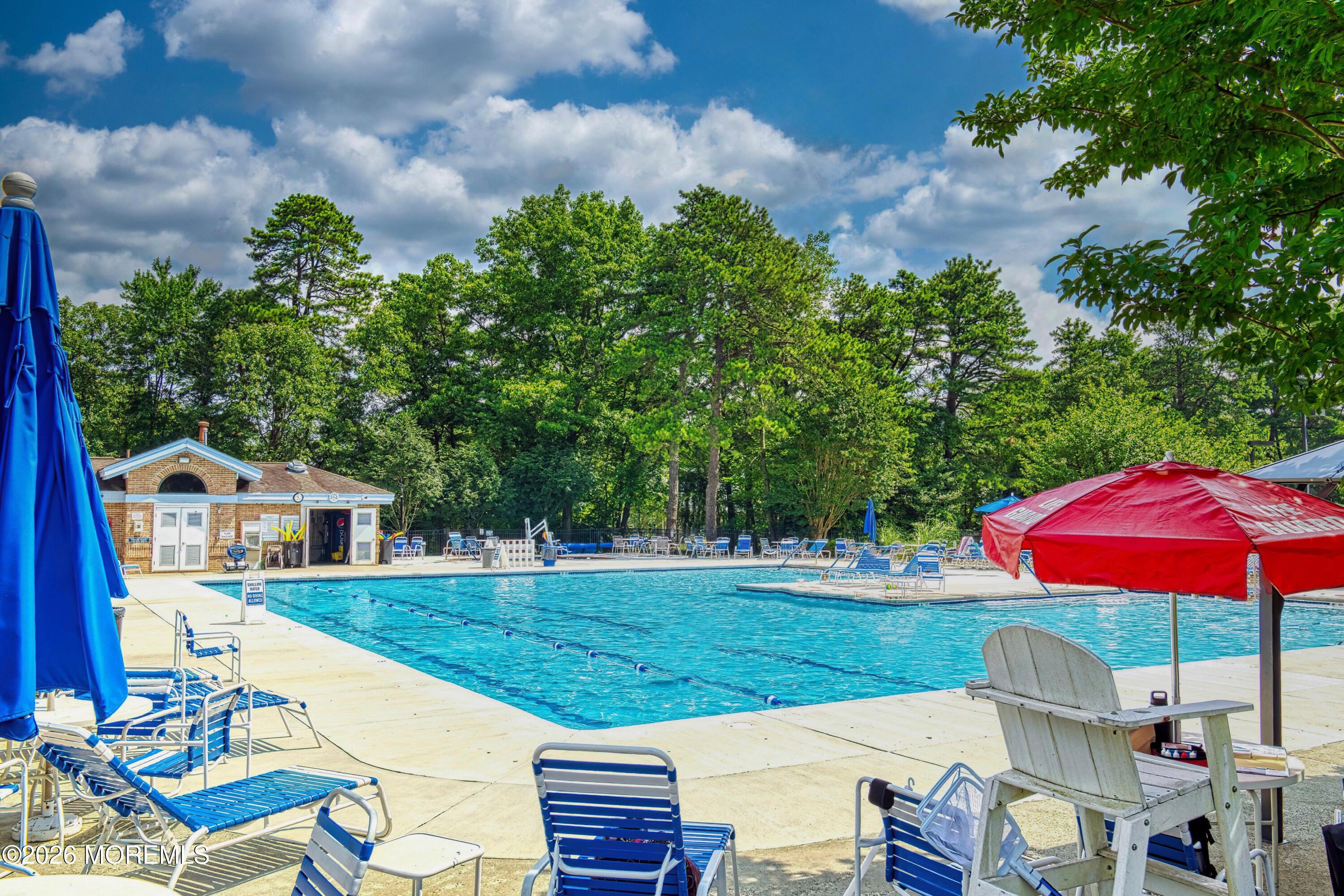Cambridge Cir, Manchester, NJ 08759