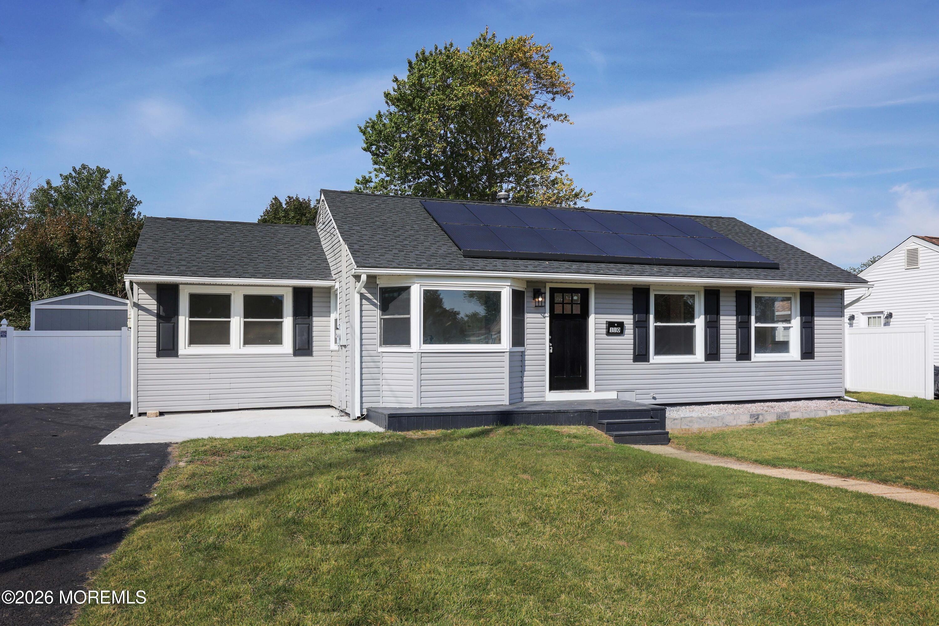 Dewey St, Toms River, NJ 08753