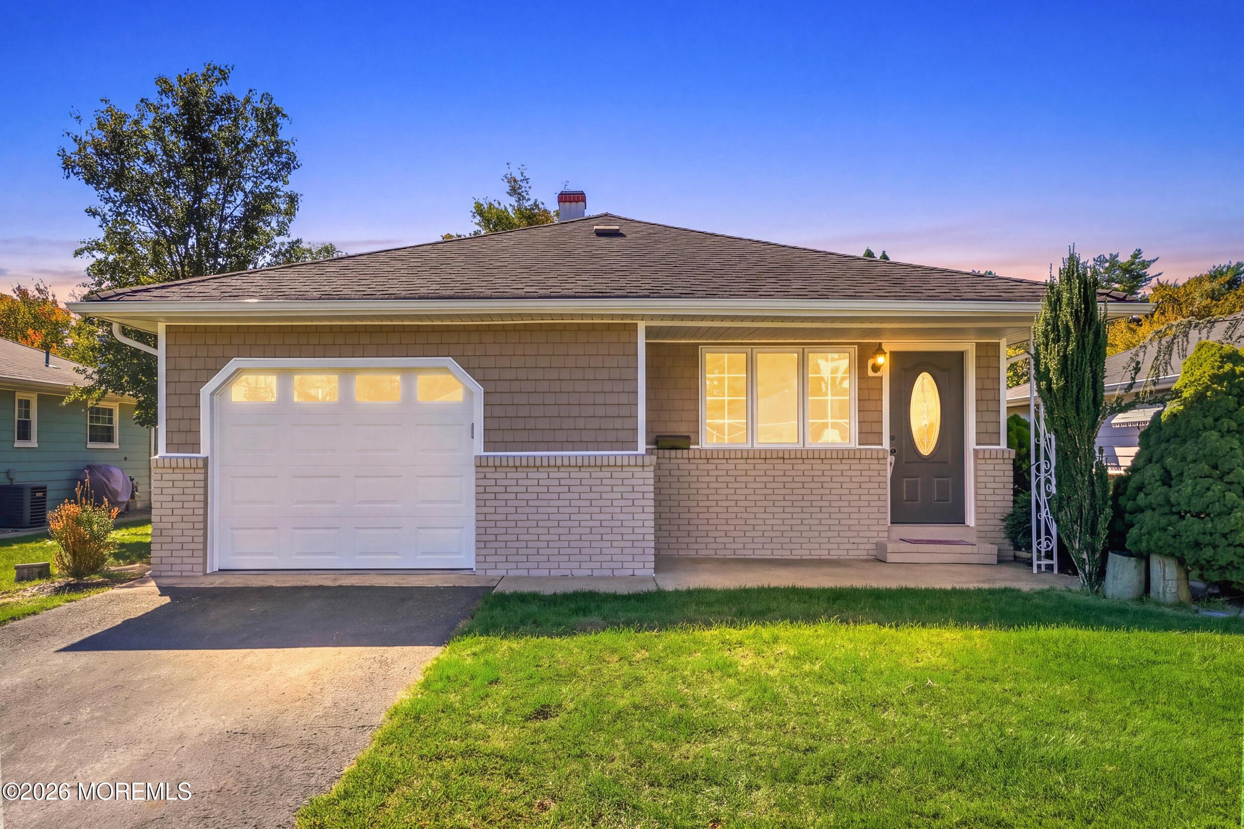 Charlotteville Dr S, Toms River, NJ 08757