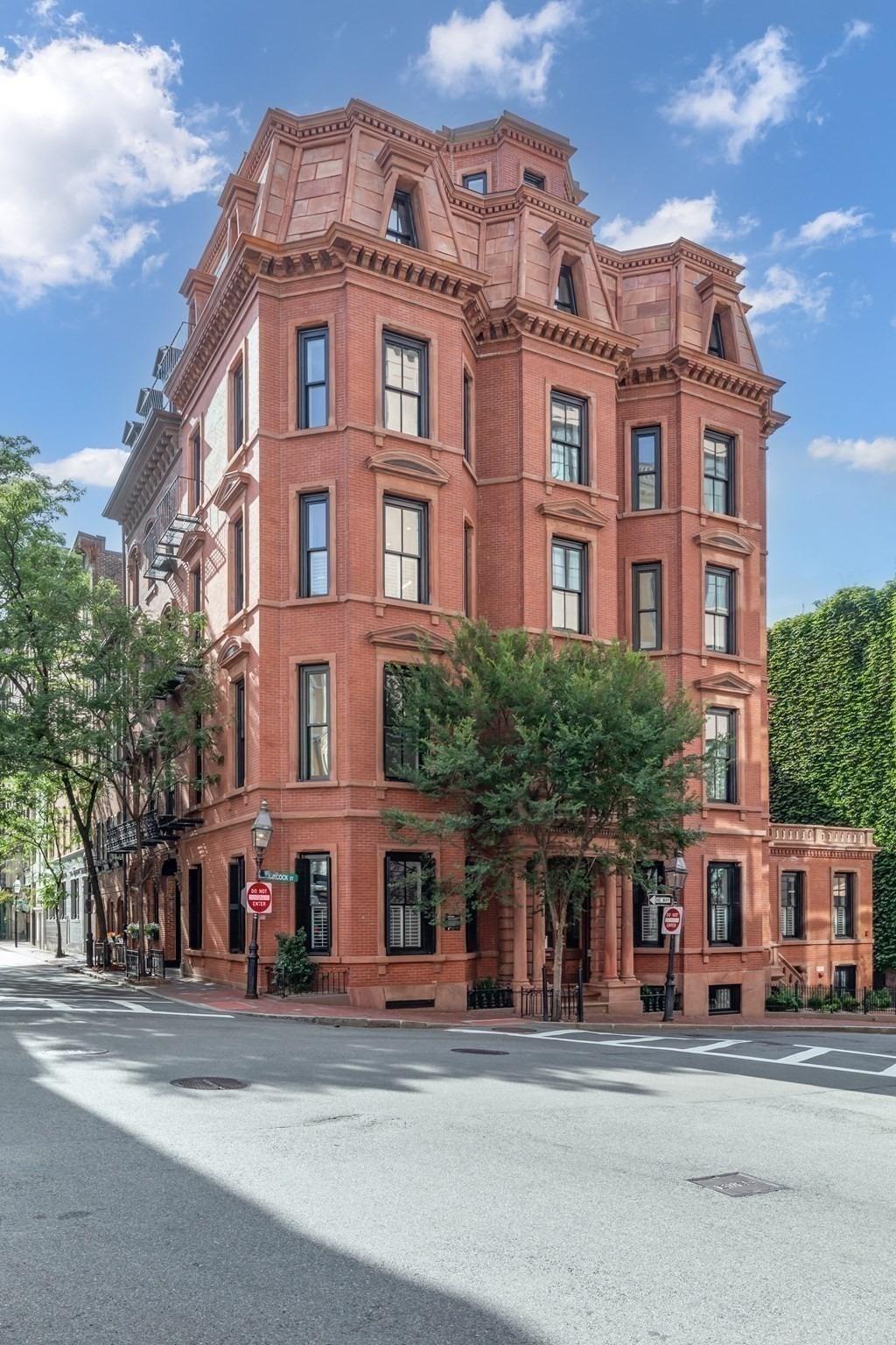 Hancock St, Boston, MA 02114