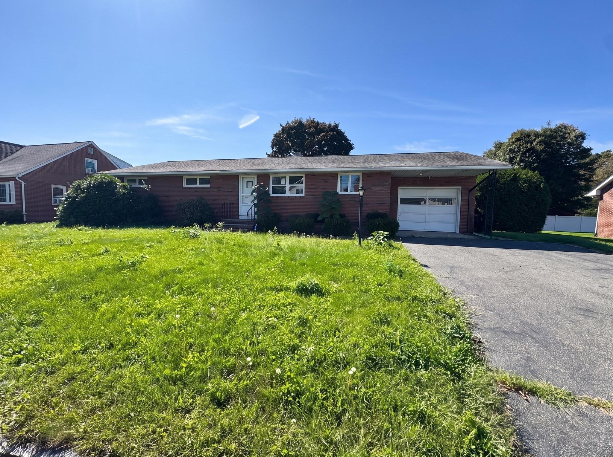 Van Horn St, Chicopee, MA 01013