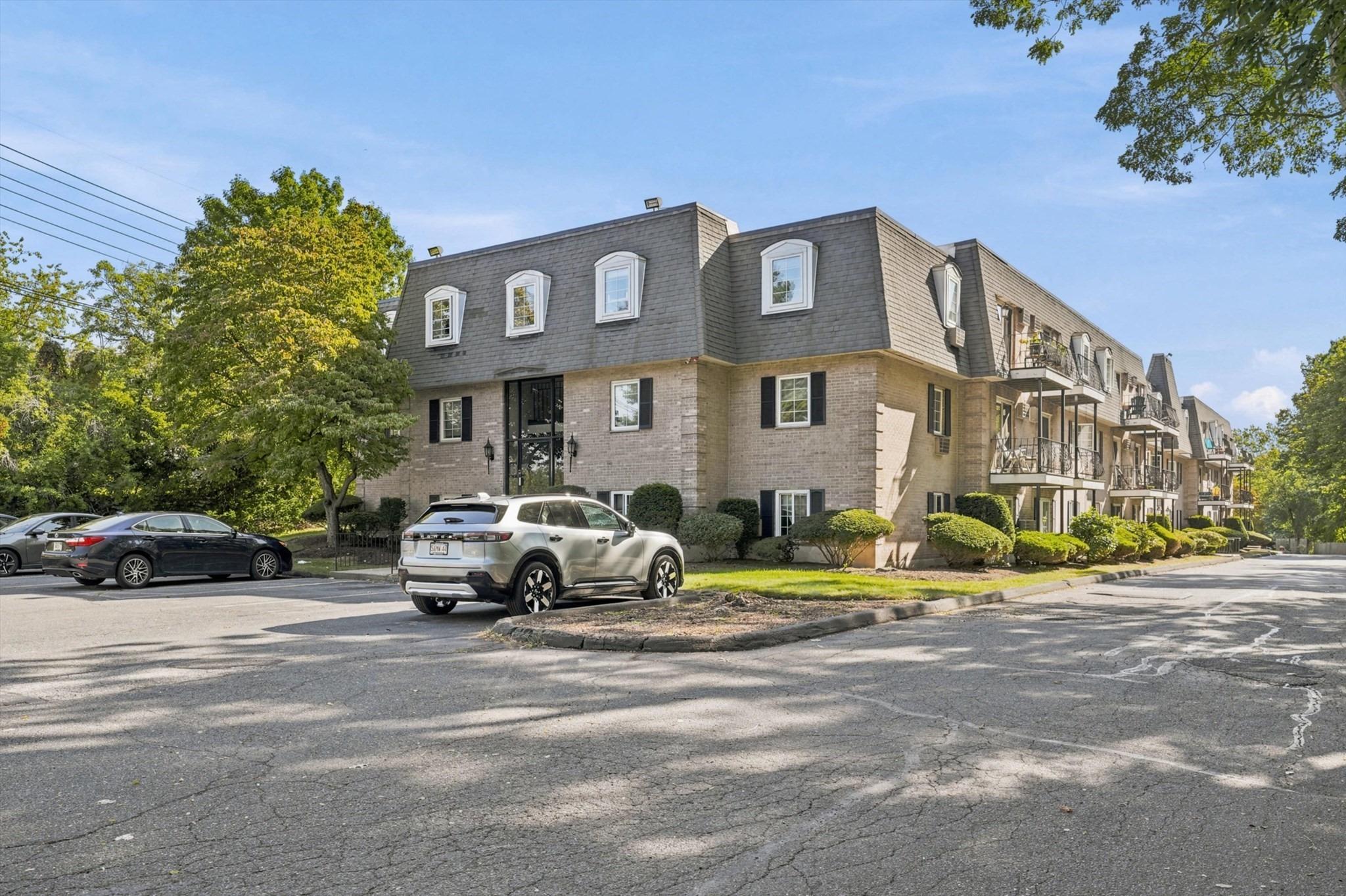 Northshore Rd, Peabody, MA 01960