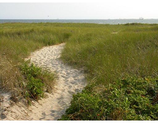 Commercial St, Provincetown, MA 02657