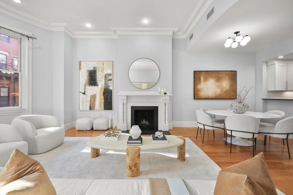 Beacon St, Boston, MA 02116