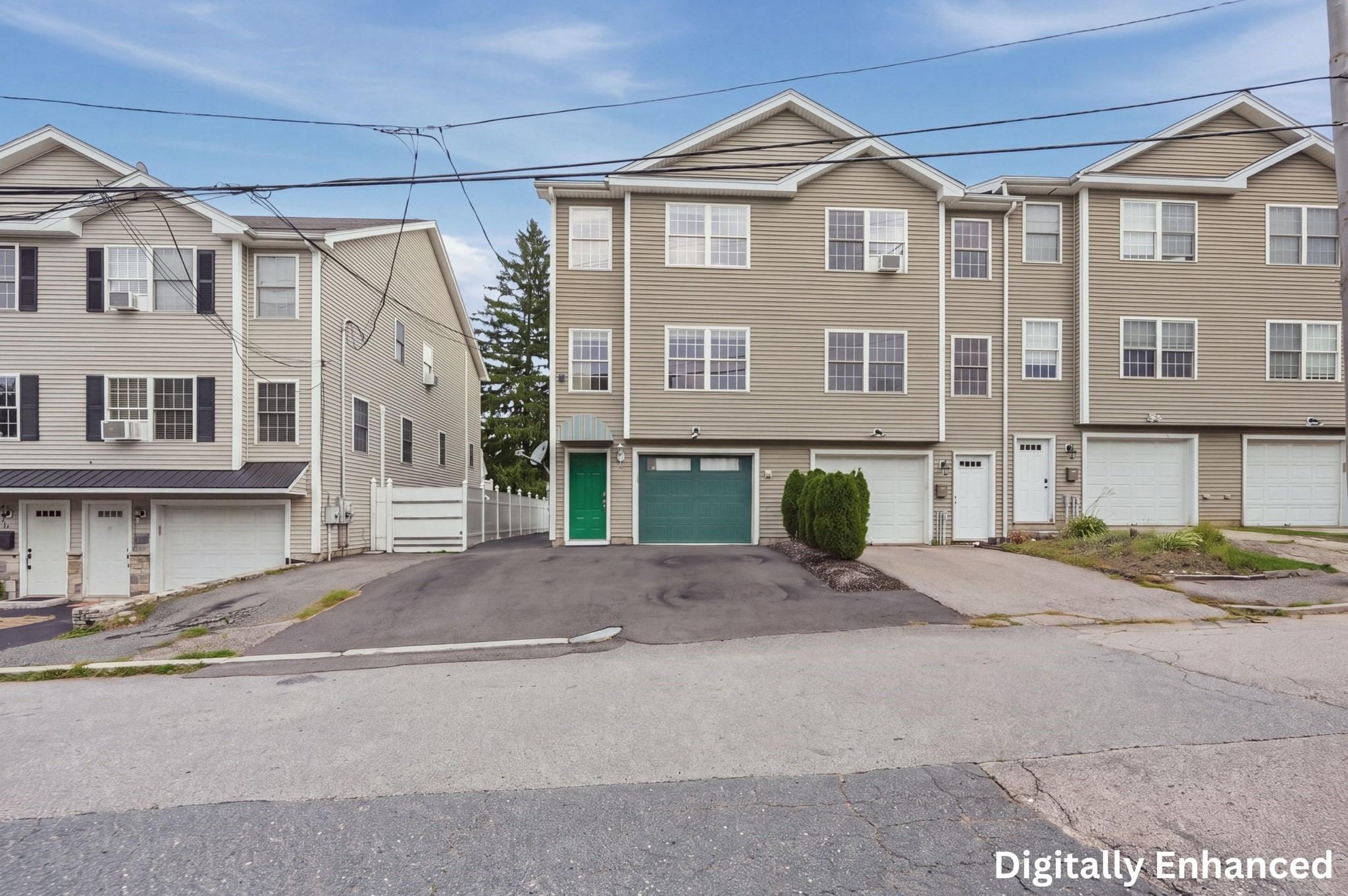 Randall St, Worcester, MA 01606
