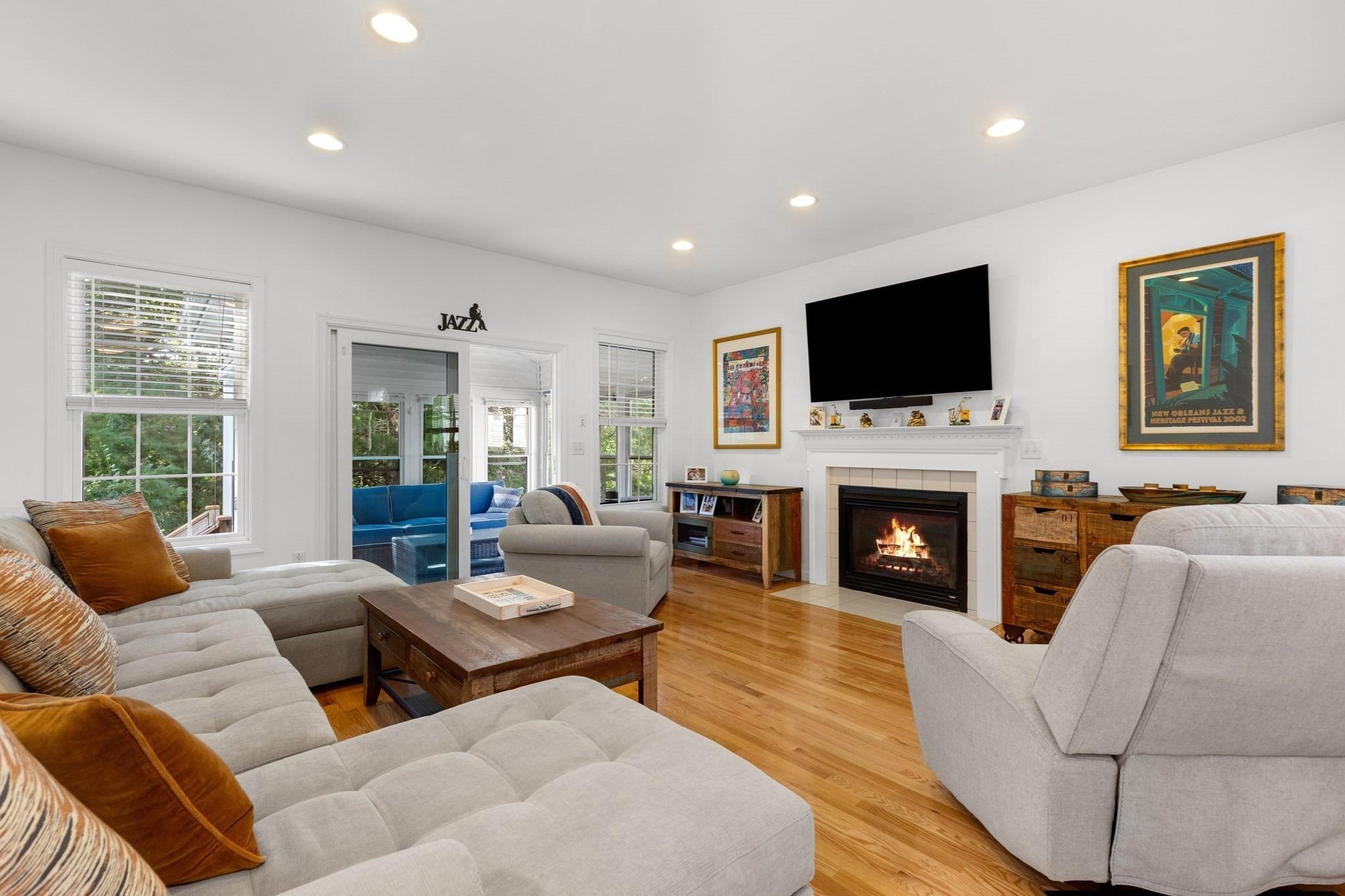 White Trellis, Plymouth, MA 02360