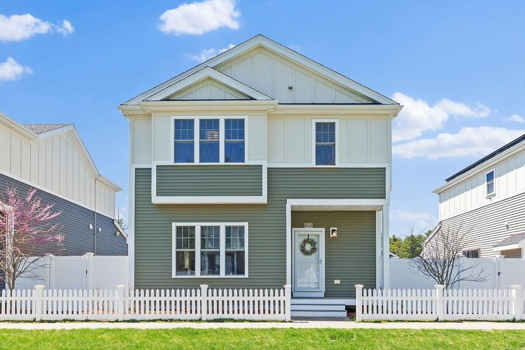 Cleary Cir, Norfolk, MA 02056