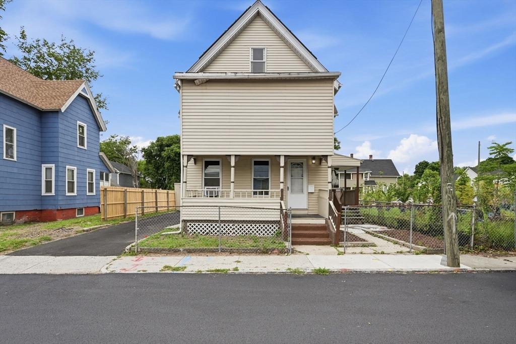 Lebanon St, Springfield, MA 01109