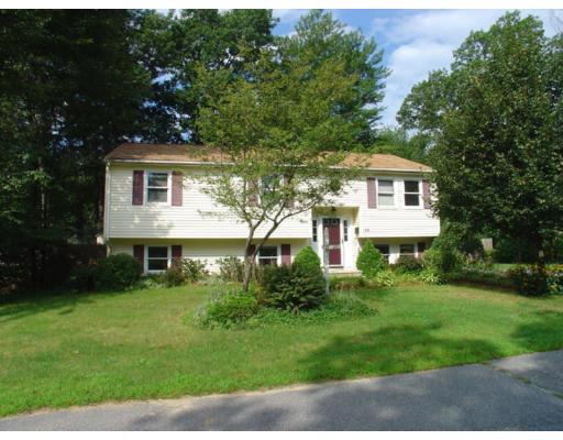 Catherine St, Gardner, MA 01440