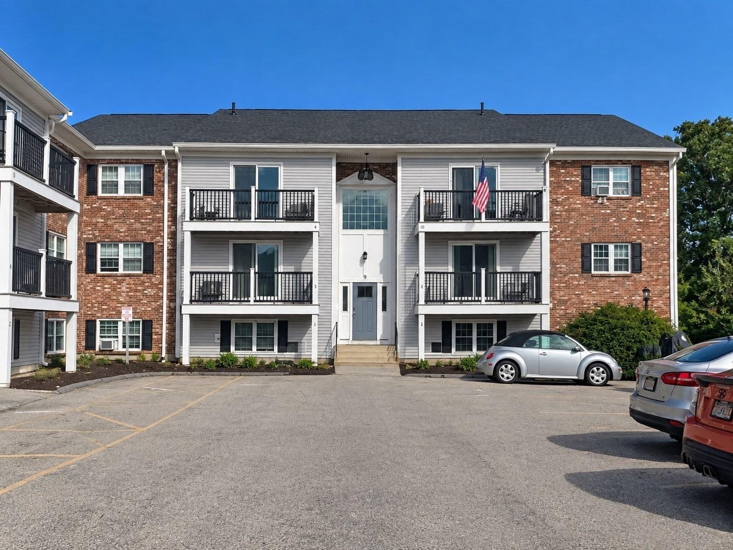 Chapel Hill Dr, Plymouth, MA 02360