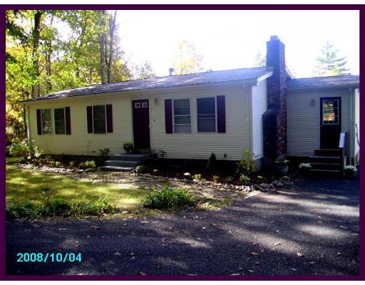 Howard St, Belchertown, MA 01007