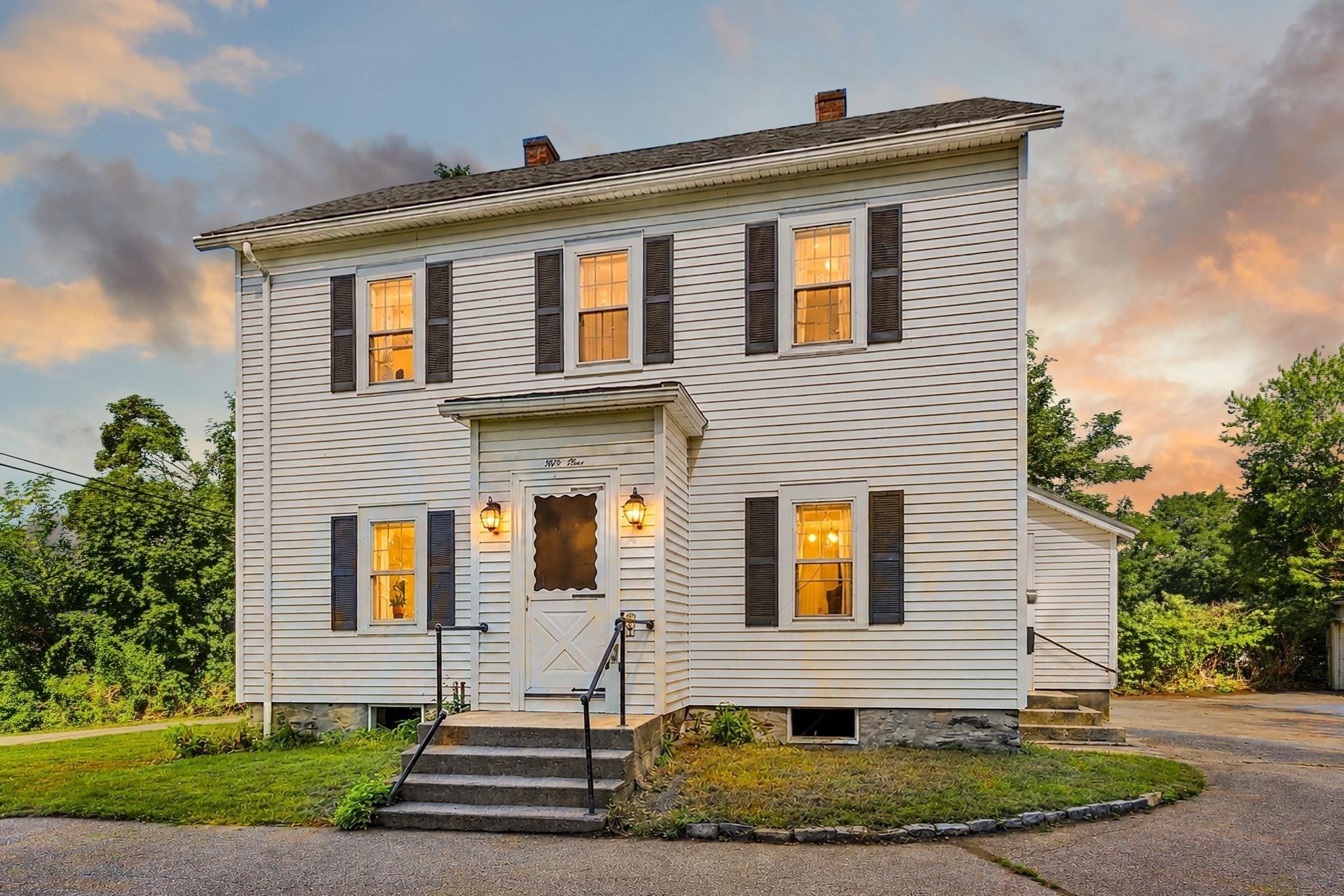 Underwood Ln, Middletown, RI 02842