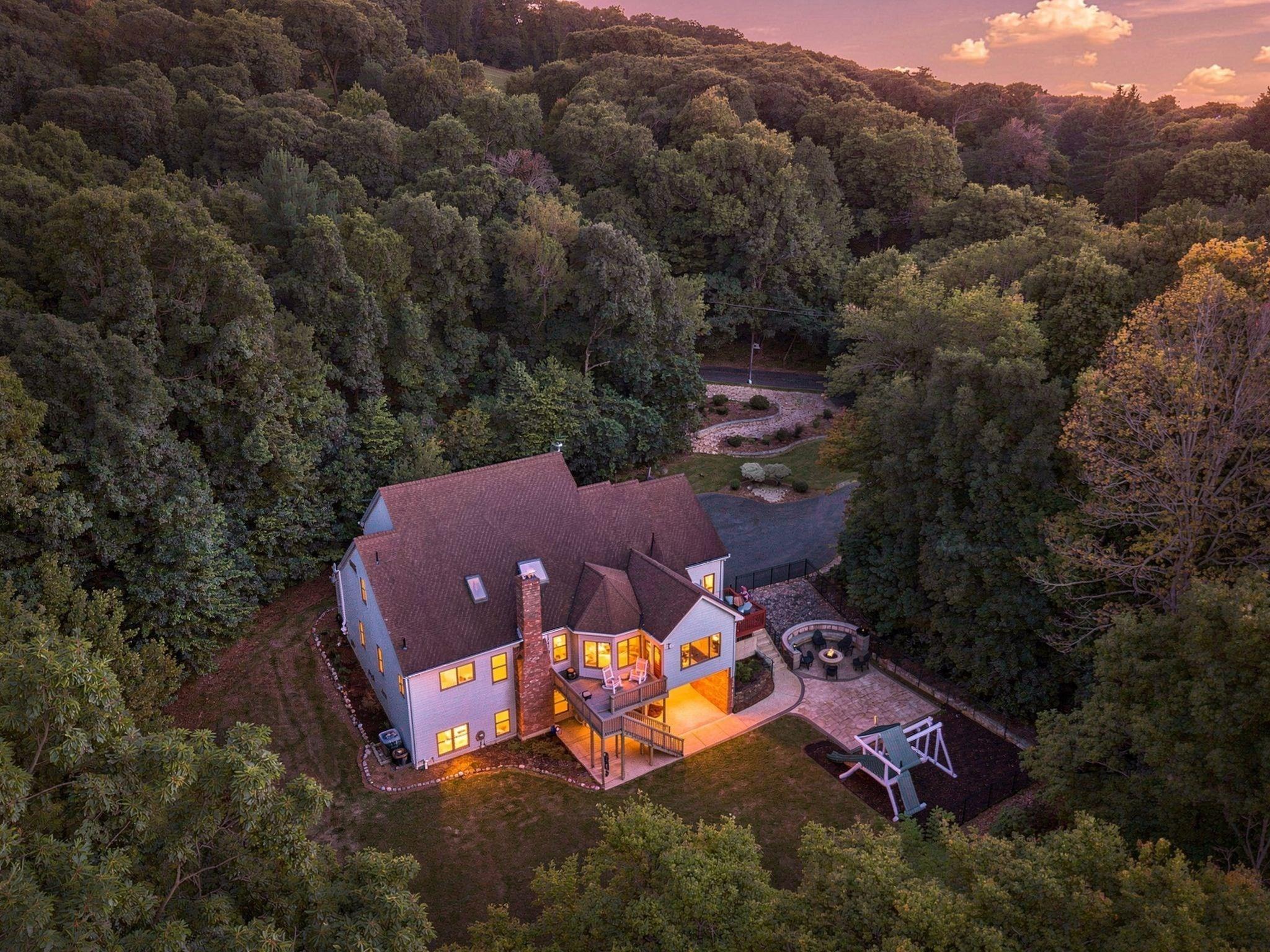Highview Cir, Wilbraham, MA 01095