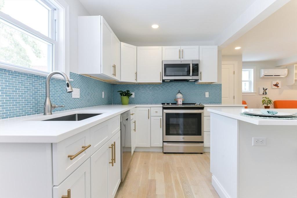 Underhill St, Winthrop, MA 02152