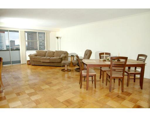 Hawthorne Pl, Boston, MA 02114