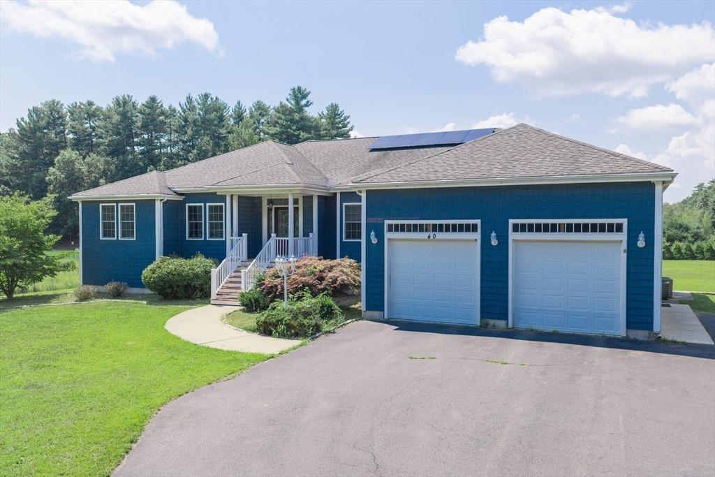 N Precinct St, East Taunton, MA 02718