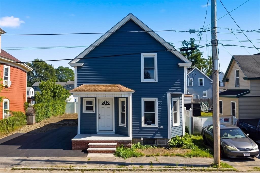 Campaw St, Lowell, MA 01850