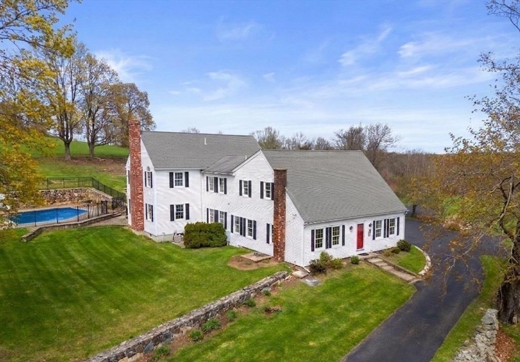 Uxbridge Rd, Sutton, MA 01590