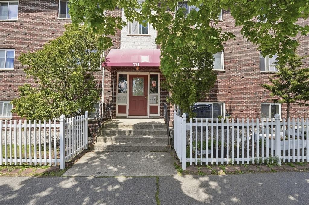 Holbrook Rd, Quincy, MA 02171