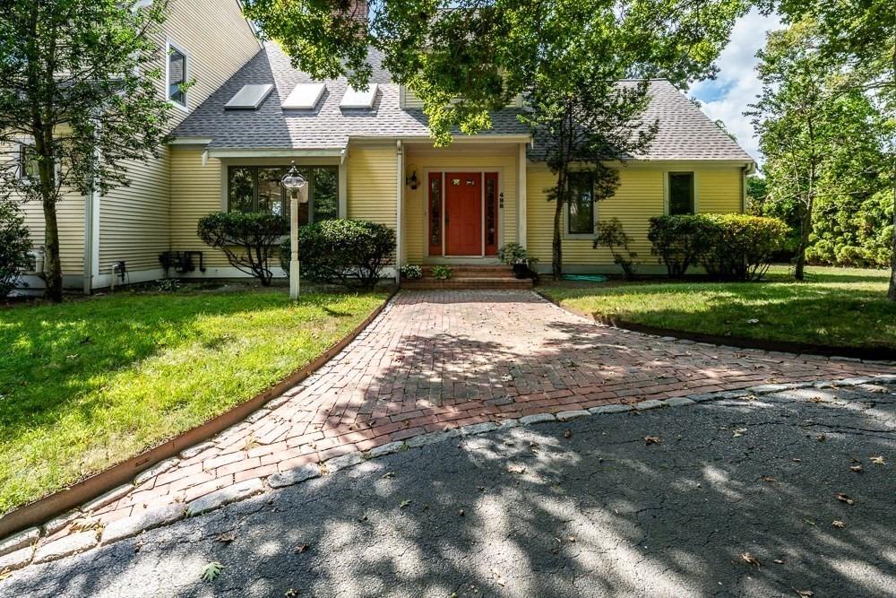 Elliott Rd, Centerville, MA 02632
