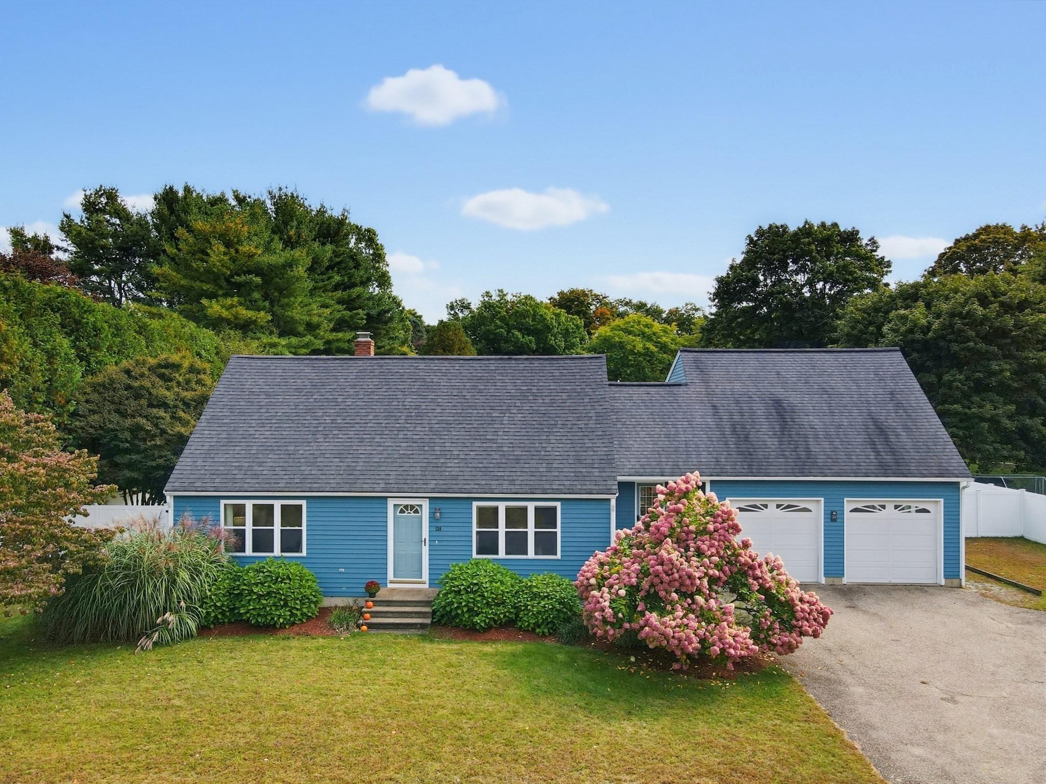 Haywood Dr, East Brookfield, MA 01515