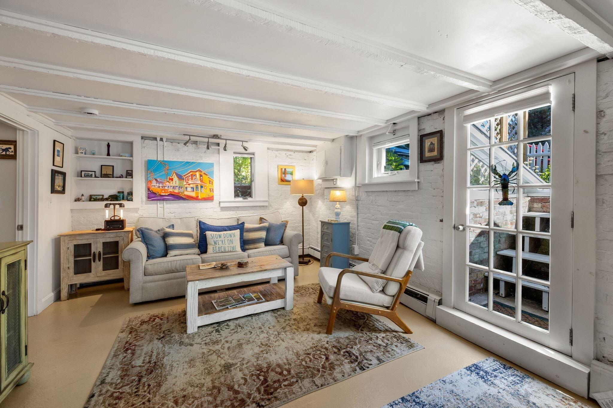 Standish St, Provincetown, MA 02657