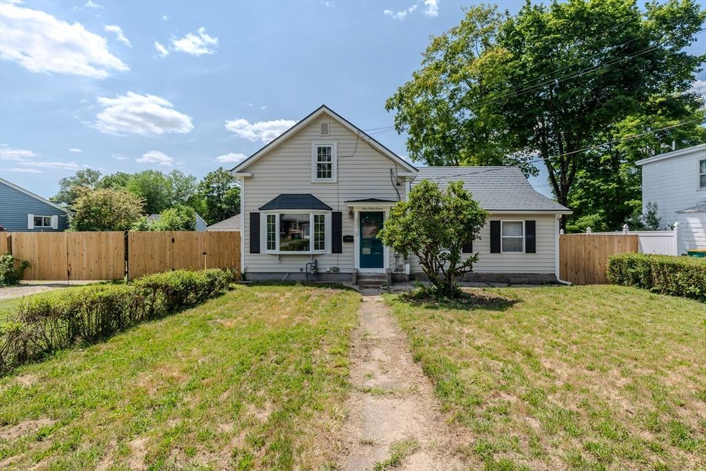 Smith St, North Attleboro, MA 02760