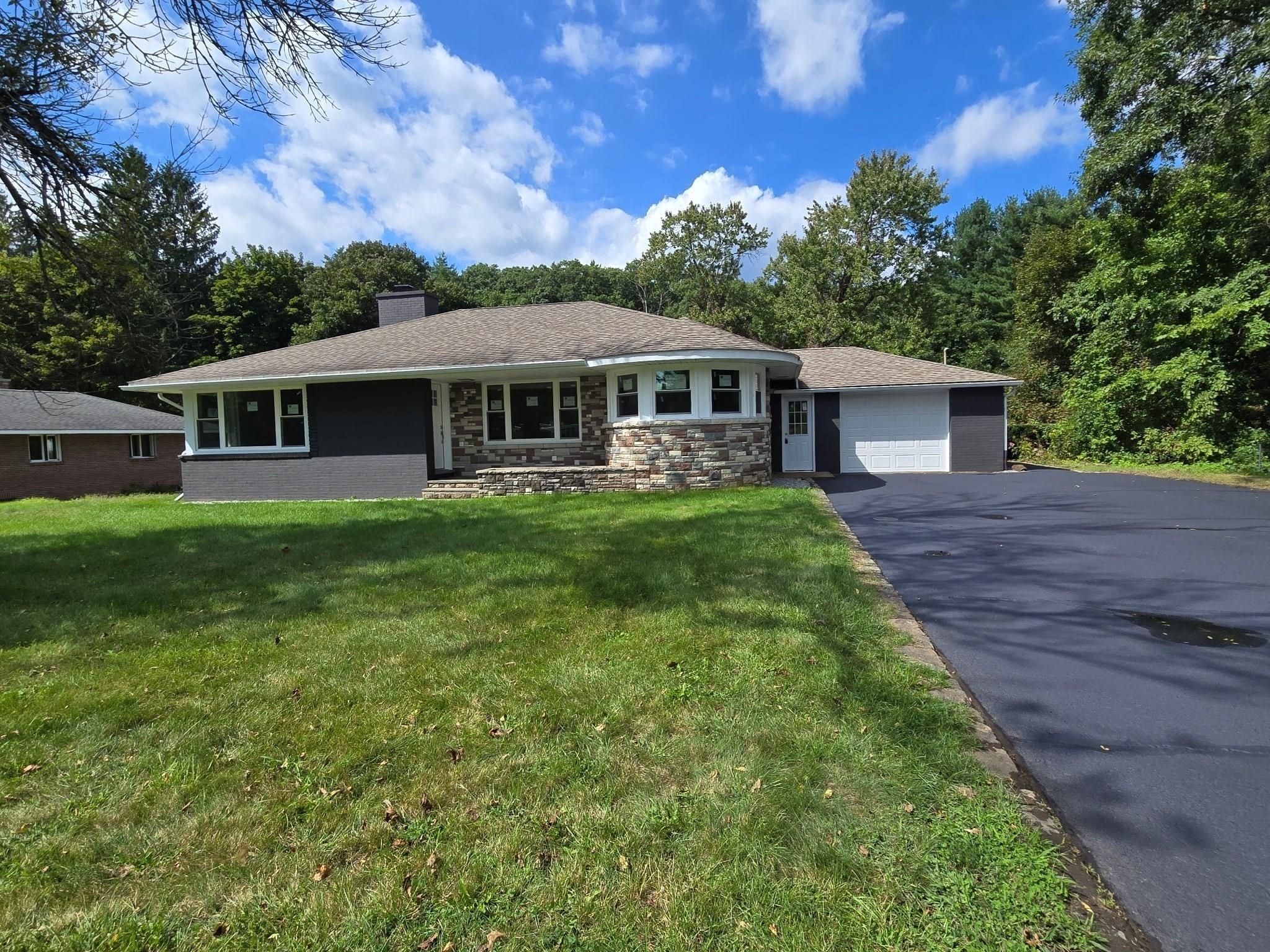 Greenwich Rd, Ware, MA 01082