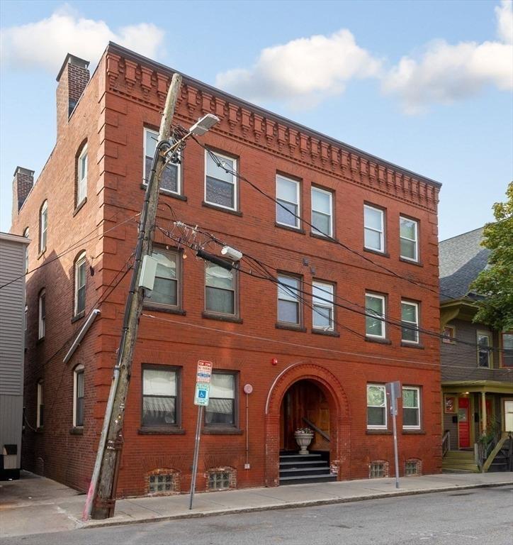 Porter Rd, Cambridge, MA 02140